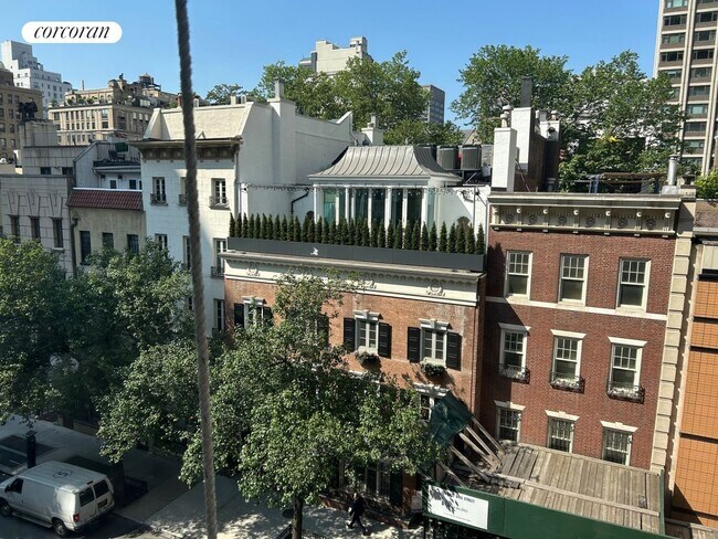 Photo - 166 E 63rd St Condo