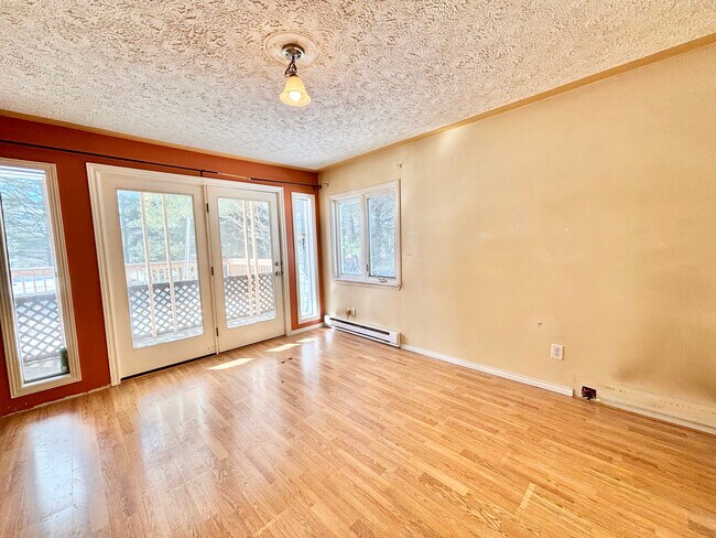 Photo - 2-Bedroom, 2-bath Apartment - 10-minutes from town Unité 1