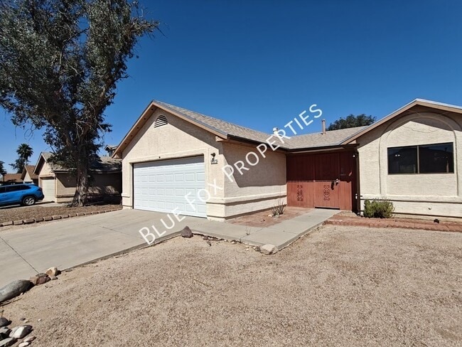 Building Photo - 9073 N Tiger Eye Way