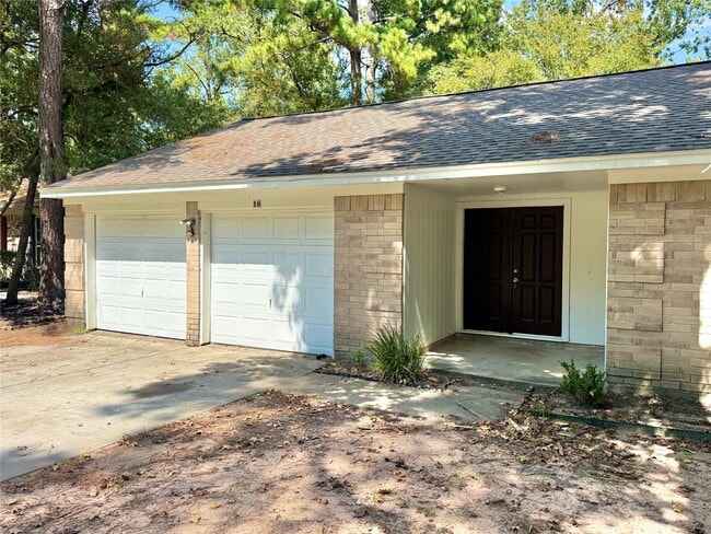 16 Rock Pine Ct
