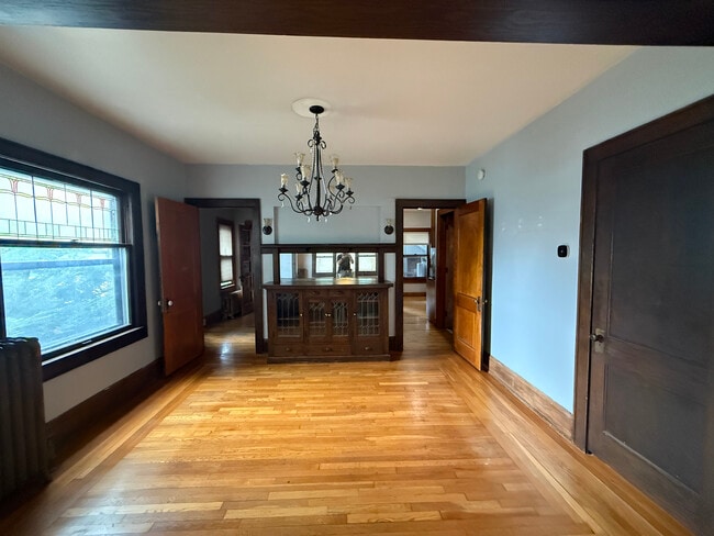 Building Photo - 3254 15th Ave S Unit 1S