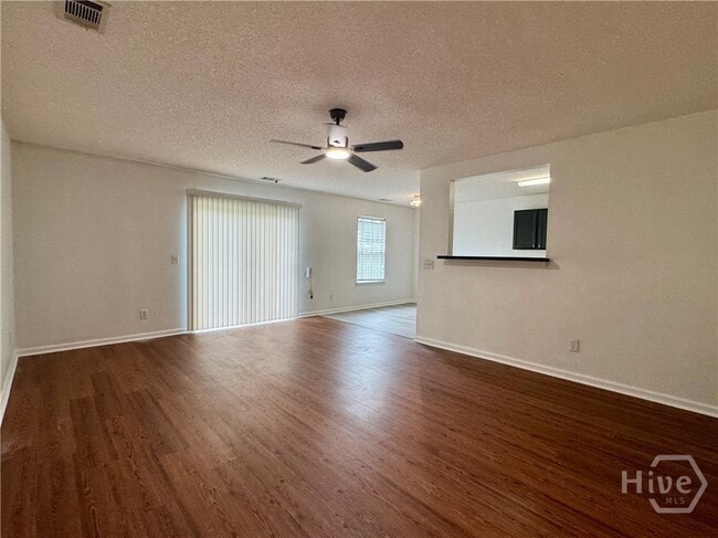 Photo - 18 Allen Brook Dr
