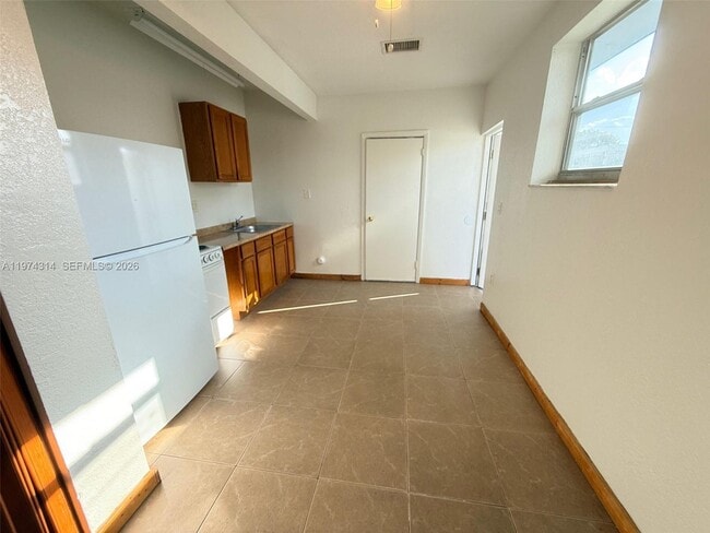 Photo - 1612 NE 169th St Unit 1