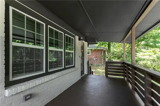 Photo - 167 Rockmart Dr SW