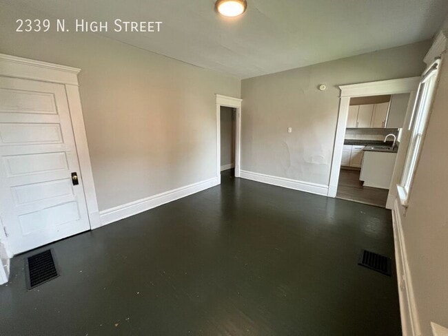 Photo - 2339 N High St