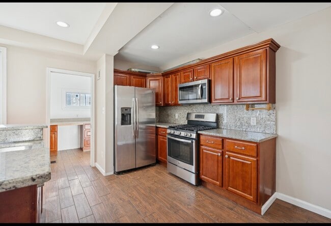 Photo - 3343 Ravenwood Ave