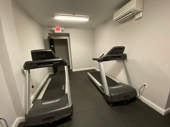 Photo - 2 Merrymount Pky Unit #2