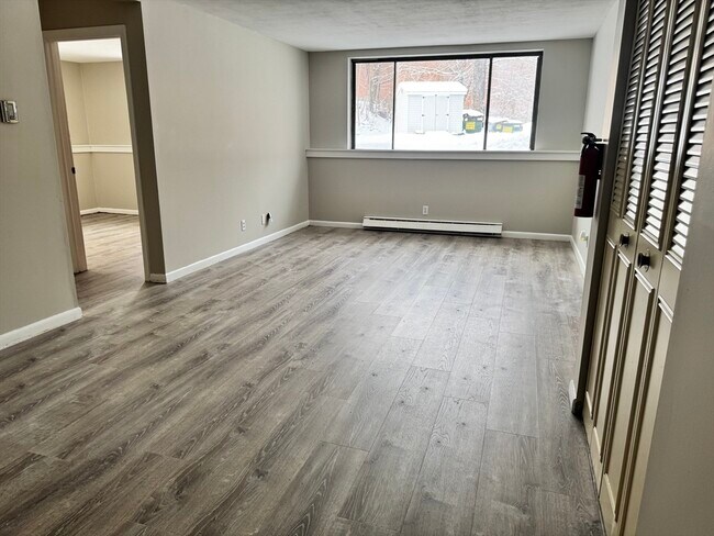 Photo - 320 Elm St Unit 3