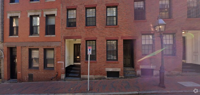 Building Photo - 61 Joy St Unit 3 Rental
