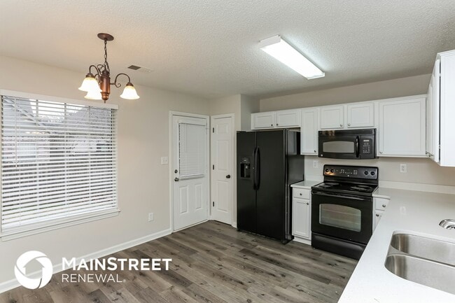 Photo - 903 Stixx Ln