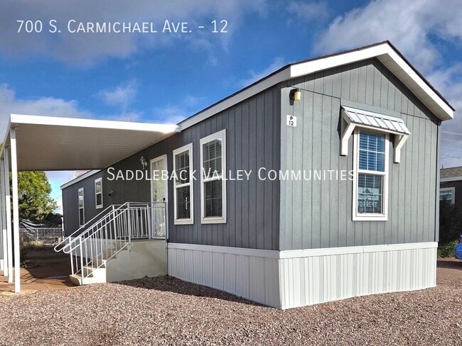 Building Photo - 700 S Carmichael Ave