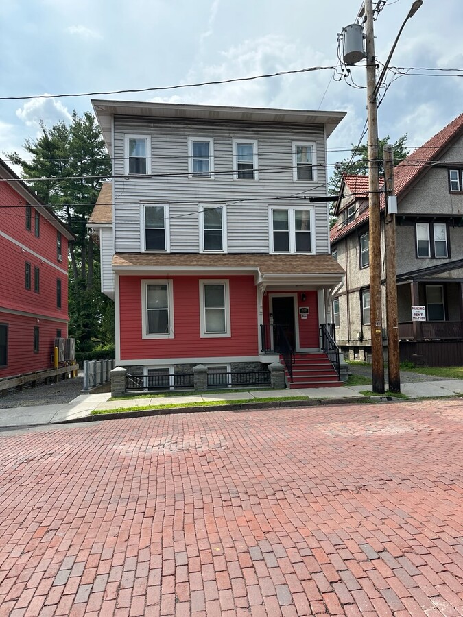 408 Stewart Ave. - 408 Stewart Ave. Unit 408StewartAve.-4