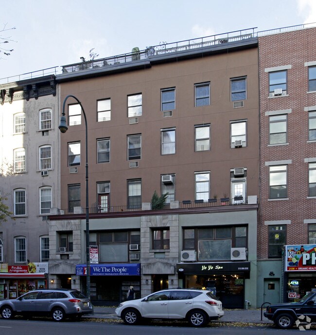 219 W 14th St - 219 W 14th St