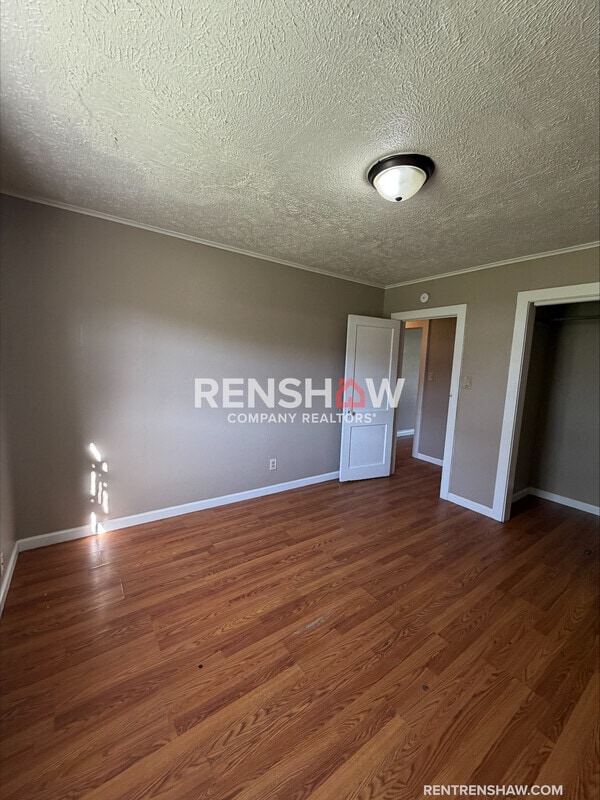 Photo - 2620 Mullins St