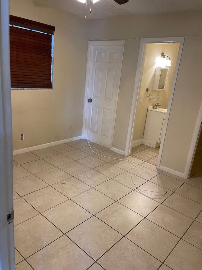 Photo - POS Holdings LLC-718-720 Unit POS Holdings LLC - 718