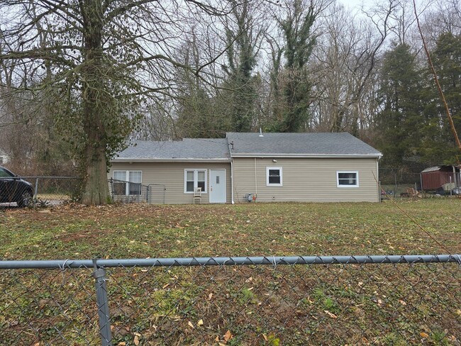 Updated 3BD/1BA - Updated 3BD/1BA House