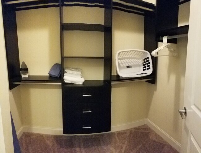 Photo - 5720 Carnegie Blvd Unit ID1344152P