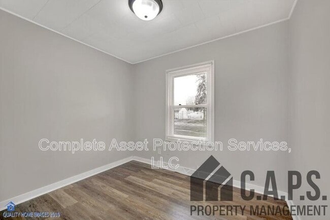 Photo - 7744 Bertram Ave