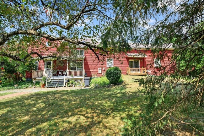 Building Photo - OPEN HOUSE Saturday, Aug 23rd 1pm to 3pm: ...