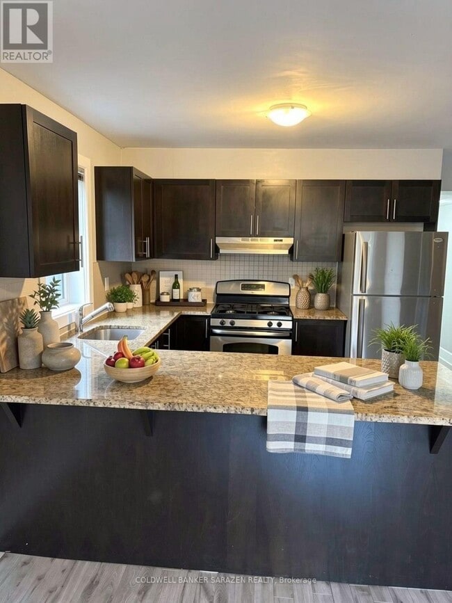 Photo - 167 Aylmer Ave