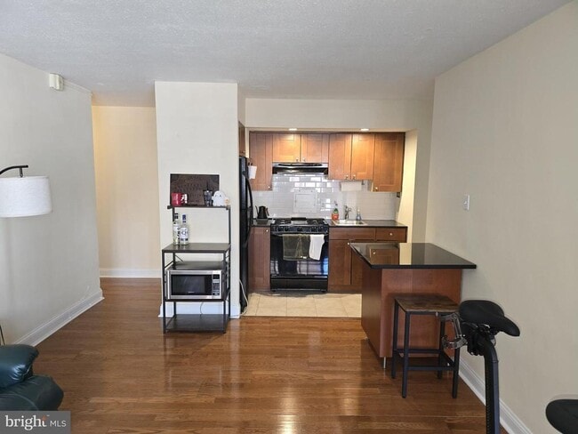 Photo - 2101 Chestnut St Unit 919