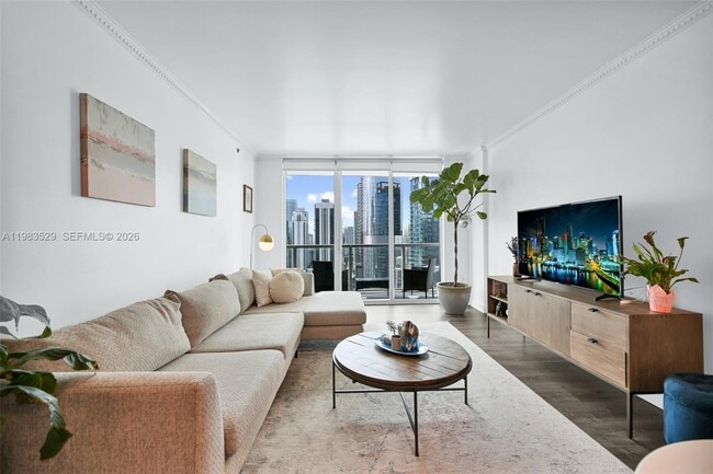 Building Photo - 55 SE 6th St Unit 3404