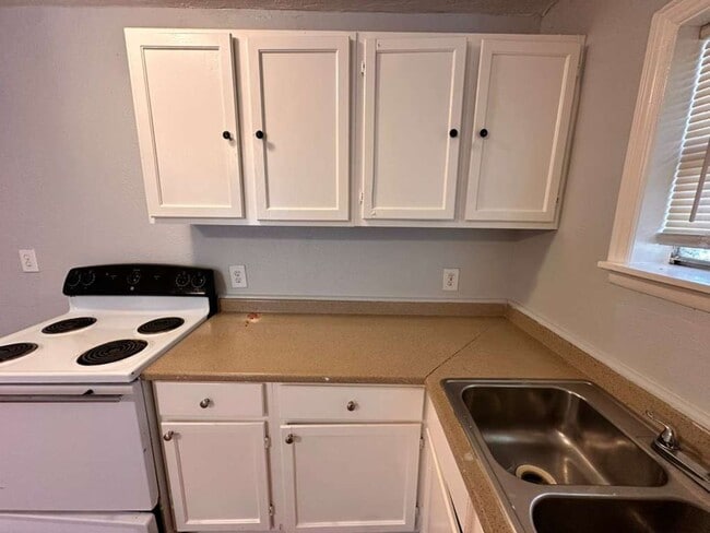 Photo - 306 Lake Rd Unit B