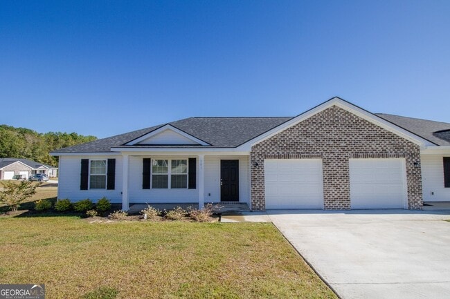 Building Photo - 201 Evans Ter