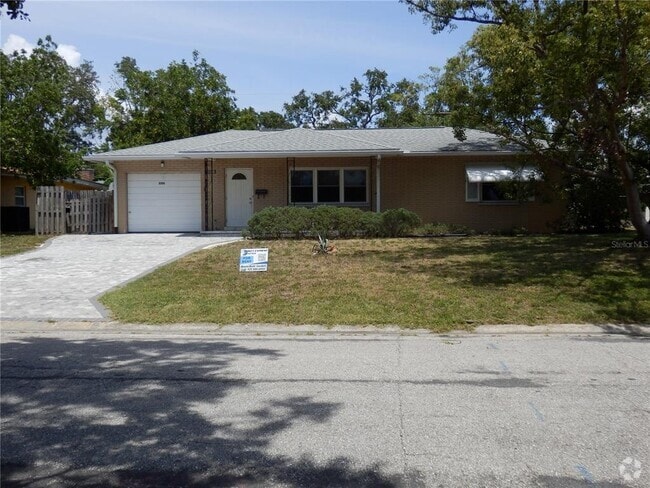 Building Photo - 3301 52nd Way N Rental