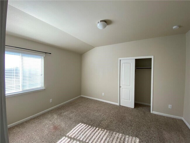 Photo - 18501 Moreto Loop