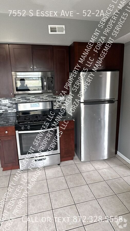 Building Photo - 7552 S Essex Ave Unit 52-2A Rental