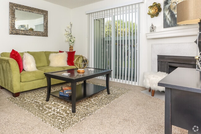1BR, 1BA - Dawn