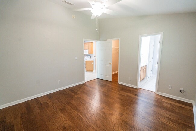 Photo - 6533 Iron Liege Trail