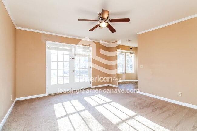 Photo - 205 Bob White Ave