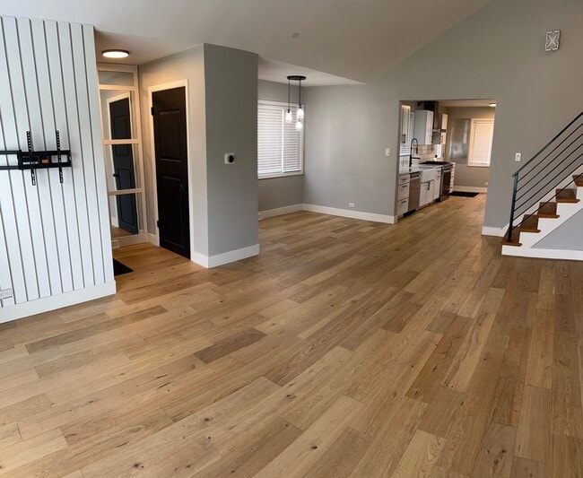 Photo - 2200 Old Glenview Rd