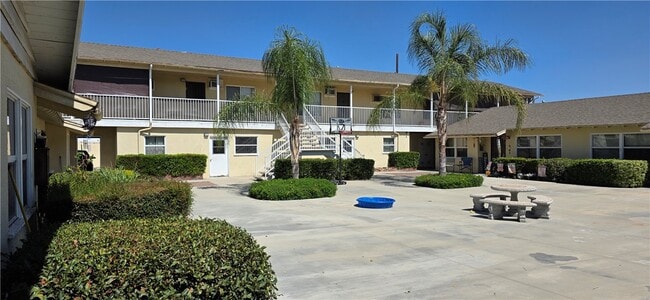 Photo - 2301 N Mountain Dr Unit 23