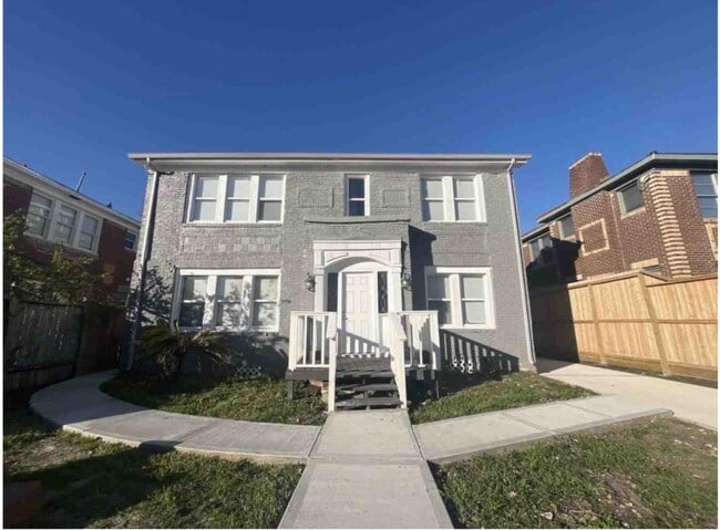 Photo - 408 W Polk St Townhome