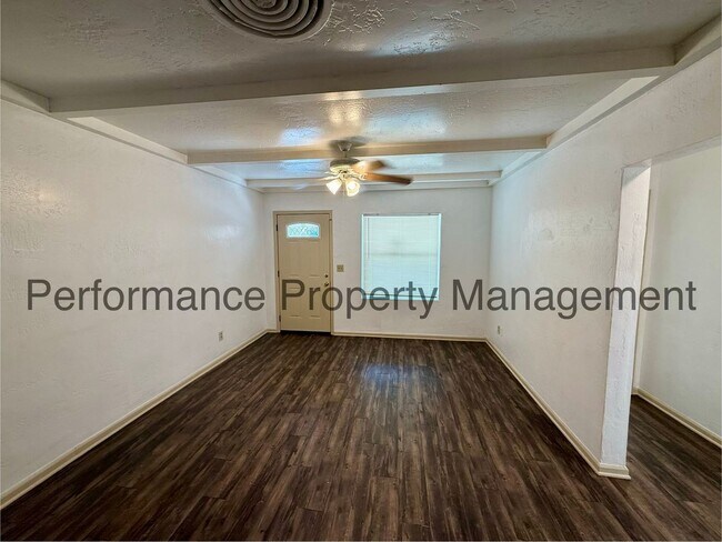 Photo - 720 Woodrow Ave Unit House