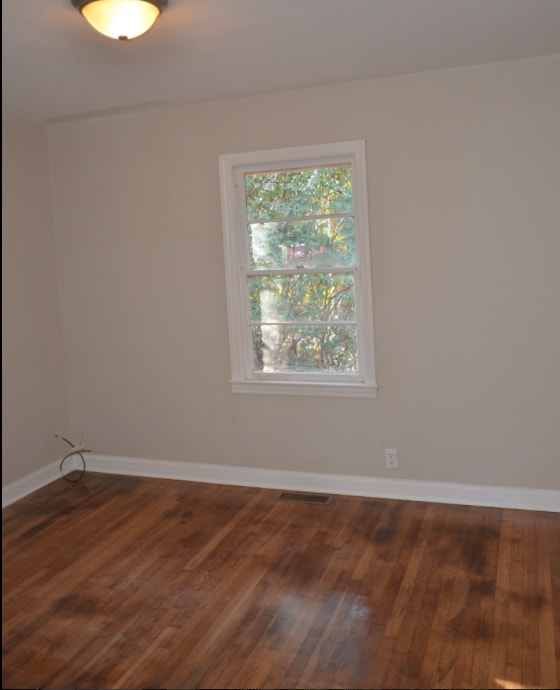 Photo - 3411 Lark Lane