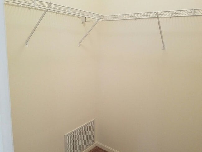 Photo - 2541 Hillsboro Blvd