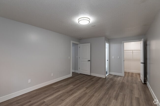 2BR, 2BA - Bedroom