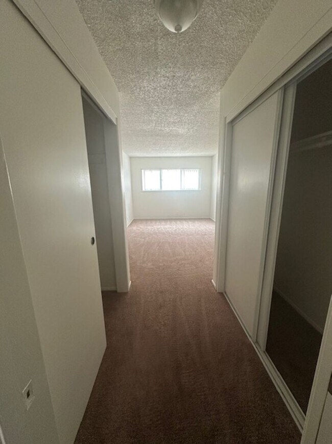 2121 Mariposa St Unit 3