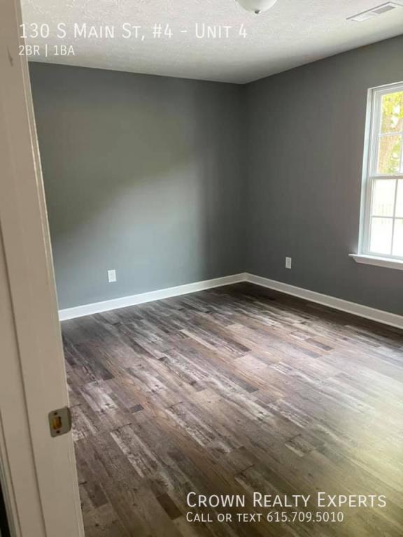 Photo - 130 S Main St