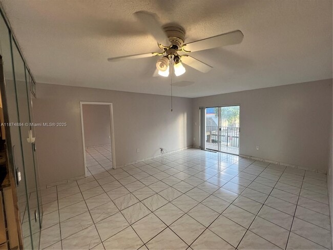 Photo - 5731 NW 37th St Unit 221