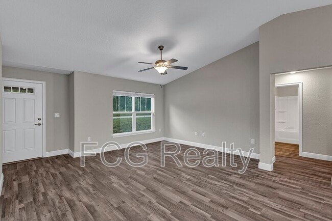 Photo - 4 Locust Drive Trail