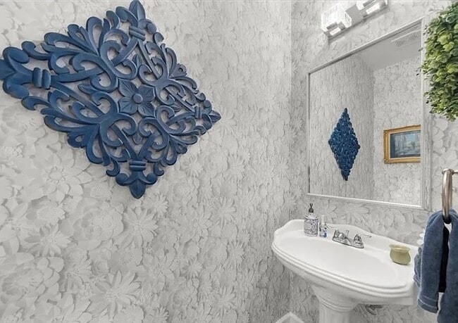 Photo - 4319 Dawning Ln Unit 3