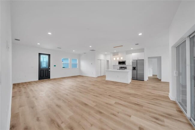 Photo - 10110 Baystate Dr