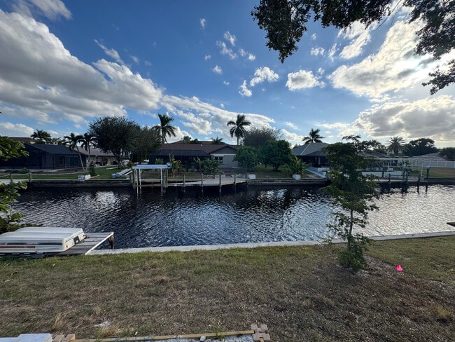 Photo - 1882 Coral Point Dr