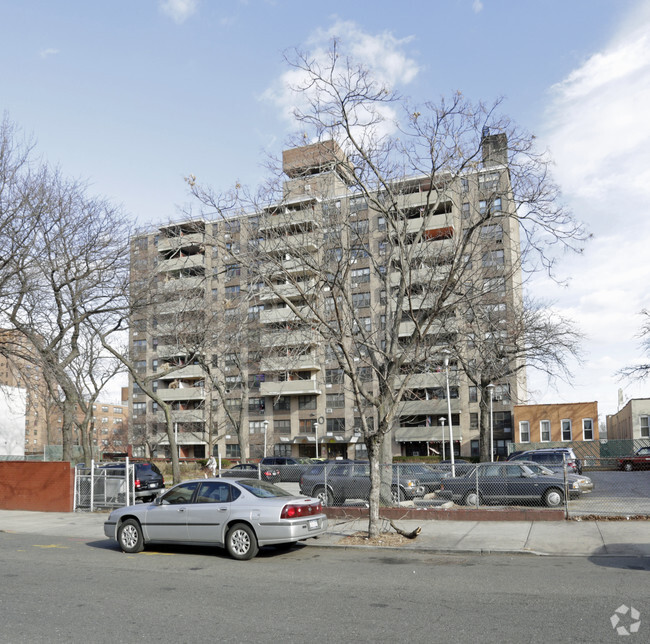 Photo - Stratford Towers Apartments