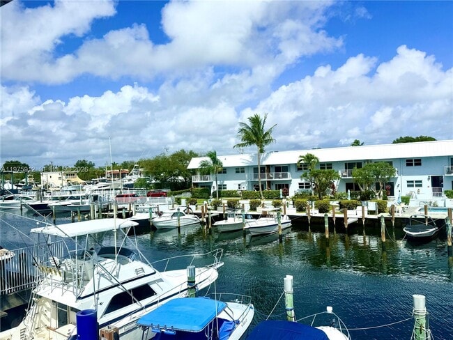 Photo - 2533 NE 15th St